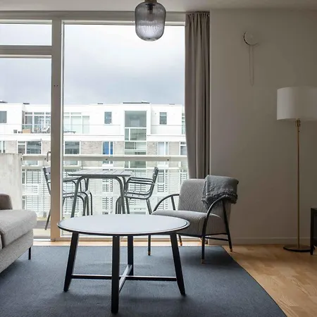 Amazing Two Bedroom Apartment In Urban Area-3